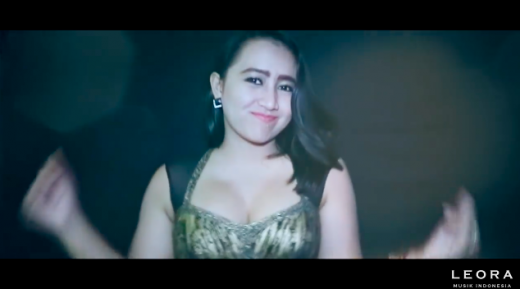 Becekin Adek Bang: Lagu dangdut vulgar yang konon terinspirasi dari es teh