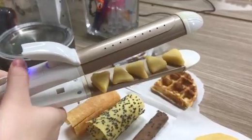 Watch: Cara bikin cemilan di kantor dengan hairdryer dan catokan rambut