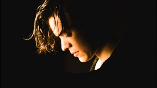 Lewat film dan album solo, Harry Styles buktikan diri sebagai mutiara One Direction