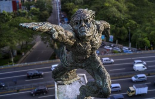 Wajah Patung Pancoran mendadak viral usai difoto pakai drone