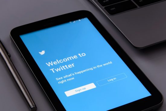 Sekarang ada Twitter Lite yang bisa mengemat data hingga 70%