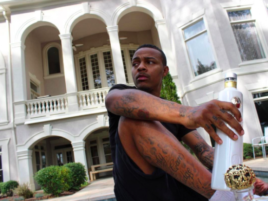 Kegep: Naik pesawat komersial, Lil Bow Wow ngakunya pakai jet pribadi di Instagram