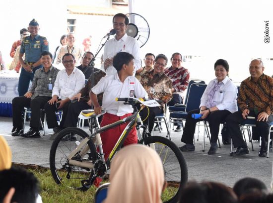 Jokowi ingin lebih banyak orang naik sepeda daripada kendaraan bermotor