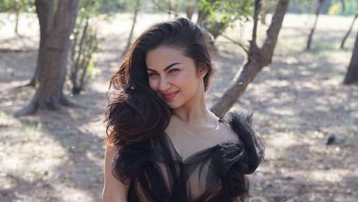 Ariel Tatum putuskan rehat dari medsos dan TV