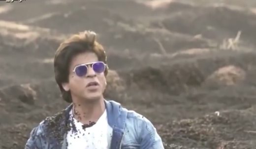 Watch: Shah Rukh Khan marah-marah setelah nyaris mati dikerjai acara televisi