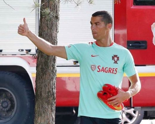 Klub divisi 3 Jerman tawarkan Cristiano Ronaldo bir gratis seumur hidup kalau mau bergabung