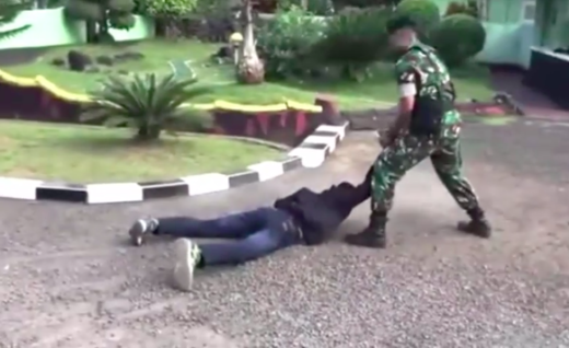 Video: Begini cara TNI AD perlakukan penerobos markas, berani coba?