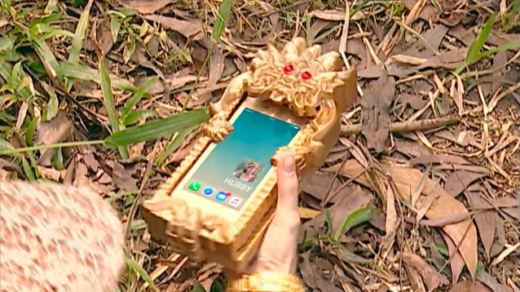 Case HP antik di iklan kolosal kocak Indoeskrim jadi buruan netizen