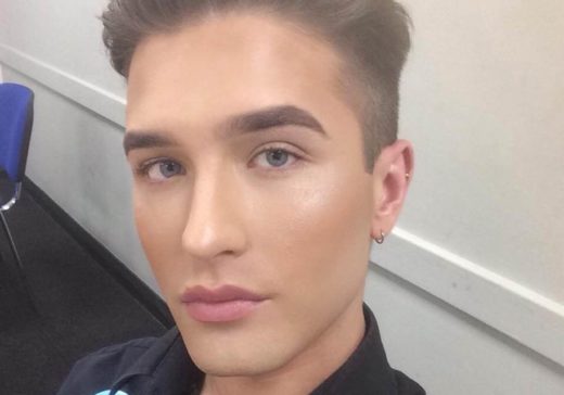 Gak boleh pake make up sama bosnya, seorang pria merasa didiskriminasi