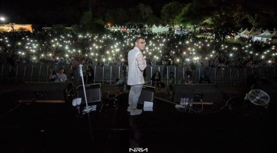 Gara-gara Sarah Brightman gak pengen gangguan, Afgan âdiusirâ saat manggung di Prambanan Jazz 2017