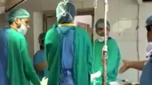 Video dokter bertengkar saat mengoperasi wanita hamil viral, konon sampai bayinya meninggal