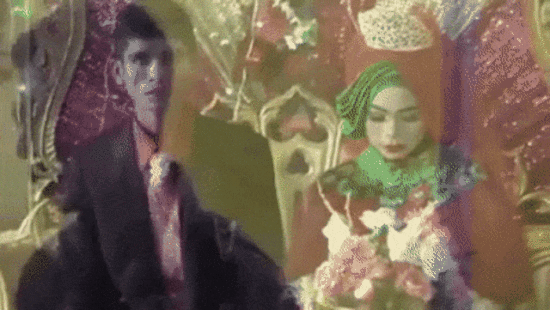 Datang ke nikahan mantan, seorang pemuda nyanyi lagu Meggy Z sambil nangis