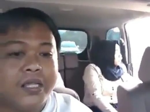 Video: Penumpang taksi online teriak minta tolong, driver nya enggan berhenti karena kesal salah lokasi