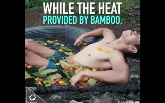 Relaksasi mandi dalam panci yang dipanaskan di tengah alam bebas Filipina, mau coba?