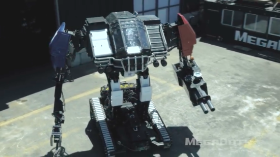 WATCH: Duel dunia nyata robot raksasa buatan Amerika Serikat VS Jepang