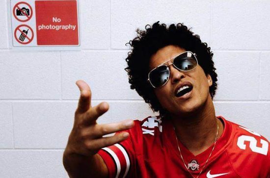 Bruno Mars dituntut fotografernya karena upload foto 28 tahun lalu