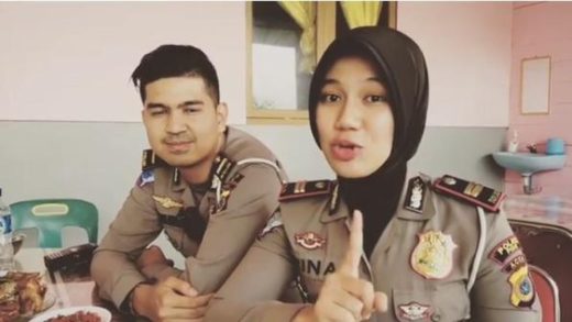 Video “Kasat Lantas cantik” viral, gak harus dinasehatin orang cakep dulu kan supaya tertib lalu lintas?