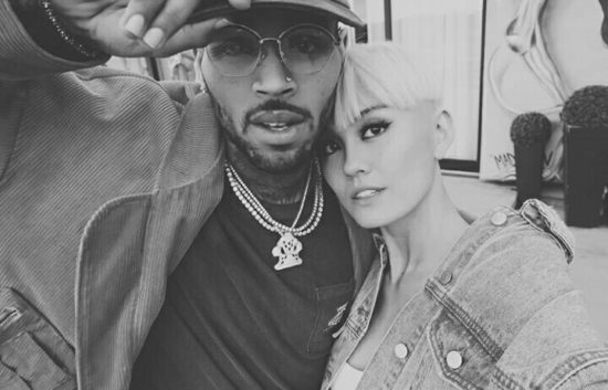 Chris Brown featuring Agnez Mo trending di YouTube, udah denger lagunya?
