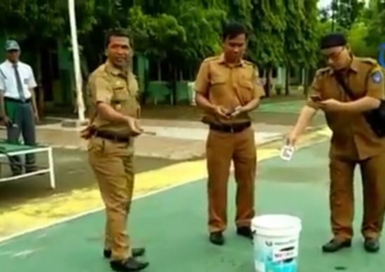 Tenggelamkan! Nasib HP murid SMKN 2 Pinrang yang dibawa ke sekolah