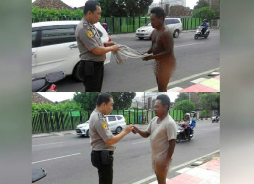 Warga Lampung temukan polisi berikan kaos dan uang buat tunawisma telanjang di jalan