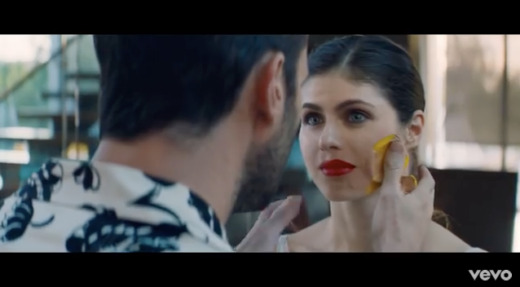 âWaitâ, video klip terbaru Maroon 5 dari album âRed Pill Bluesâ