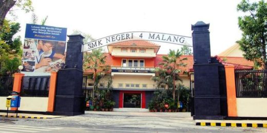 Guru agama SMKN 4 Malang paksa muridnya sumpah pocong atas tuduhan nyolong kotak amal