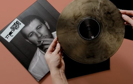 Album pertama Arctic Monkeys akan rilis ulang dalam bentuk vinyl