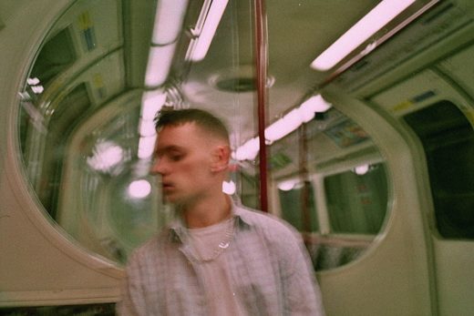 Puma Blue rilis lagu baru âMoon Undah Waterâ, bikin tenang dan meliuk-liuk