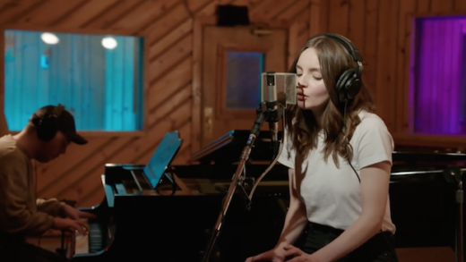 WATCH: Chvrches cover lagu âXOâ milik BeyoncĂ©