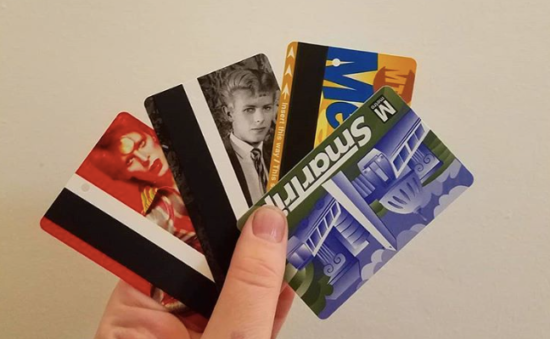 David Bowie diabadikan di kartu kereta subway New York City