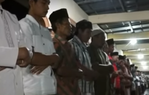 Ada salat tarawih super cepat, 23 rakaat hanya 10 menit di Blitar