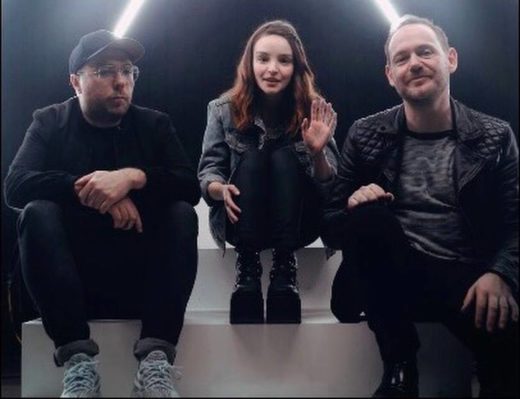 Siap-siap! Chvrches akan konser di Indonesia