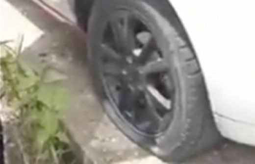 Siswa SMP sobek surat tilang dan kempesin mobil polisi saking jengkelnya