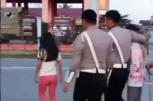 Gak diajak pacar rayain kelulusan, remaja ngamuk pukul kepala pakai genteng