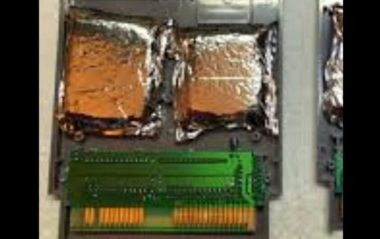 Isinya narkoba, unboxing kaset game jadul berubah telpon polisi