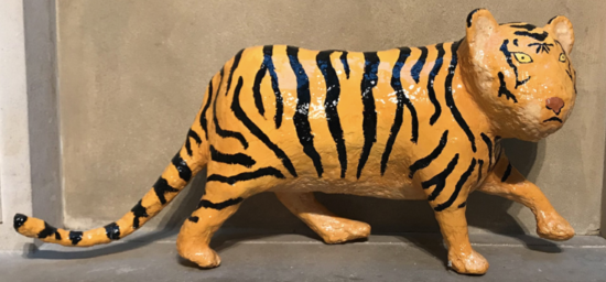 Seniman London bikin patung mirip macan Cisewu, laku Rp 14 juta