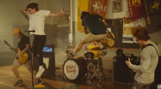 Dengarkan: ‘Dakota’ – Between You & Me, pop punk emosional dari Australia