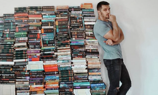 Bookstagrammer: Kutu buku hasilkan foto-foto keren dari koleksinya