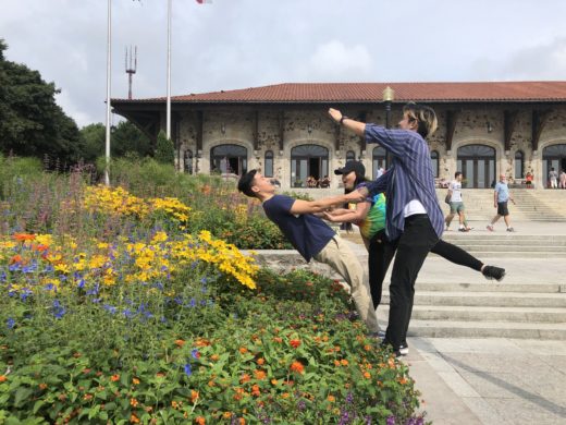 Kocak! Perjuangan netizen hasilkan foto keren murah meriah