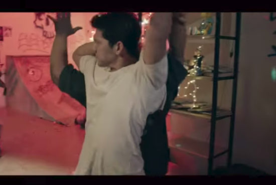 Iko Uwais merusuh di video musik baru Seringai