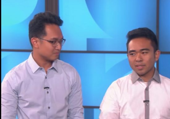 2 mahasiswa pajang banner palsu di McD dapat hadiah Rp370 juta