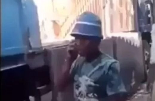 Lagi kerja dikira main perempuan, pria ini ngamuk dan banting HP