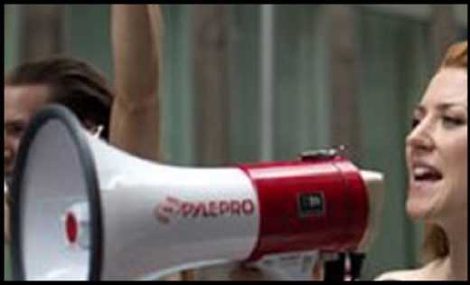 Go Topless Day: Ketika ratusan wanita telanjang dada turun ke jalan suarakan kesetaraan