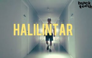 Vokalis Blackteeth sibuk cari nasi Padang di videoklip ‘Halilintar’