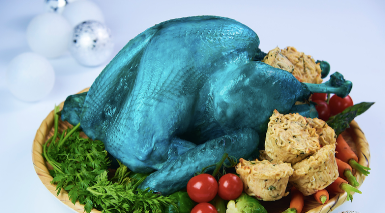 Resto Indonesia di Singapura: Kalkun biru dengan Indomie untuk Natal