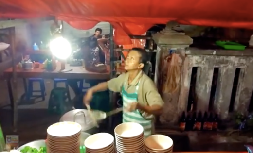 Kuliner unik: Mie ayam lempar terbang di Yogyakarta