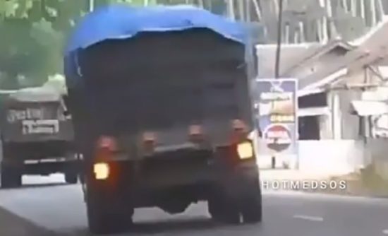 Bahayanya ‘Truk oleng jenderal’, tren baru setelah ‘Om telolet om’