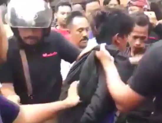 Turis asing asal tuduh mencuri, 2 buruh di Bali tak bersalah diamuk massa pas ambil gaji di ATM